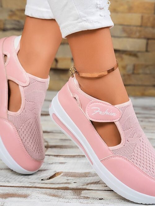 Velcro mesh shoes