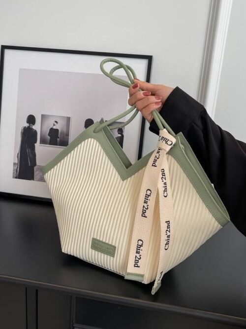 Contrast Bind Bag