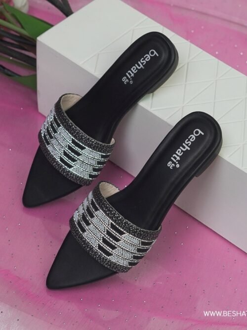 Pearl pointed heel